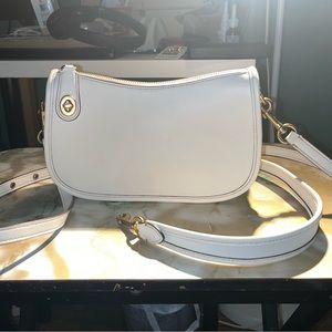 Coach Swinger Bag Crossbody White Chalk Brass